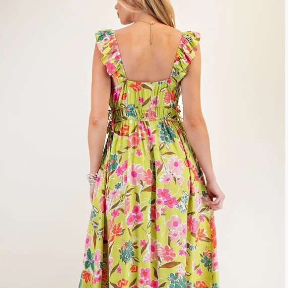 💕 NEW! Easel Floral Maxi Dress in Green and Pink - Picture 4 of 6